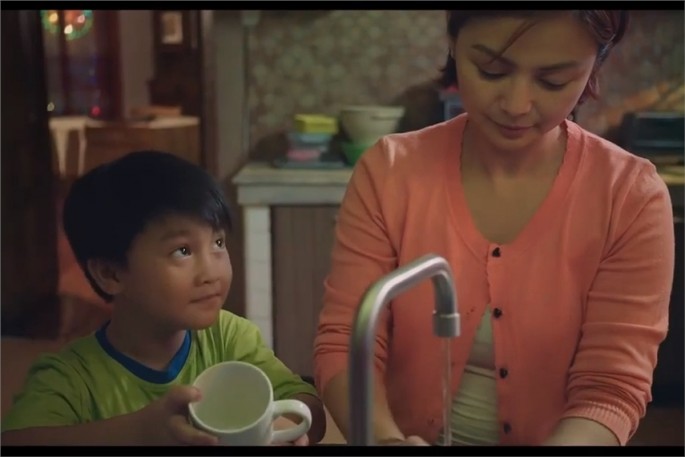 Hình ảnh trong đoạn quảng cáo của nhãn hàng Joy Philippines